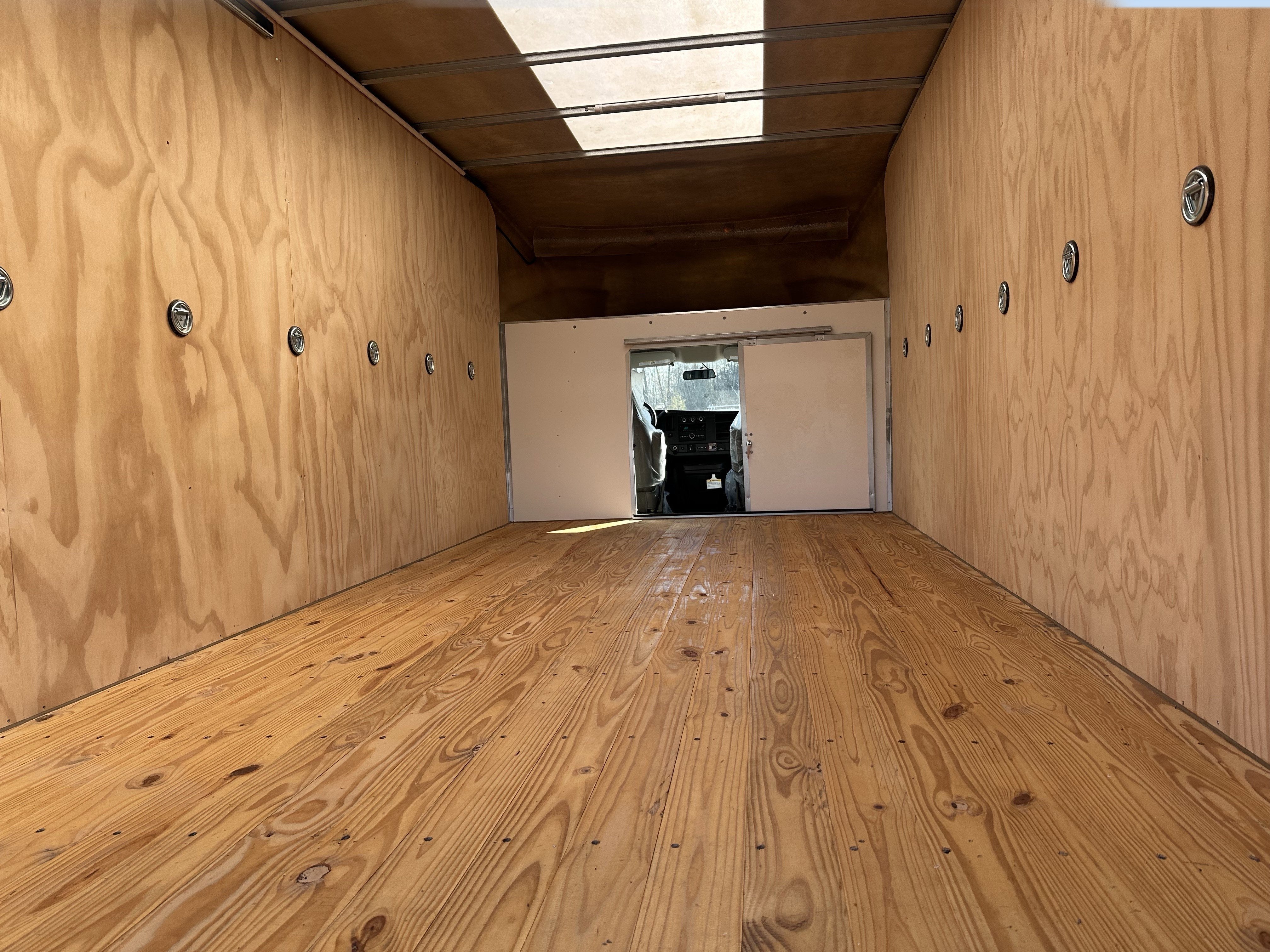 2025 Chevrolet Express Cutaway 4500 2WT