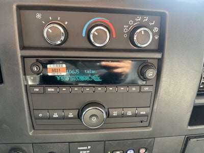 2025 Chevrolet Express Cutaway 4500 2WT