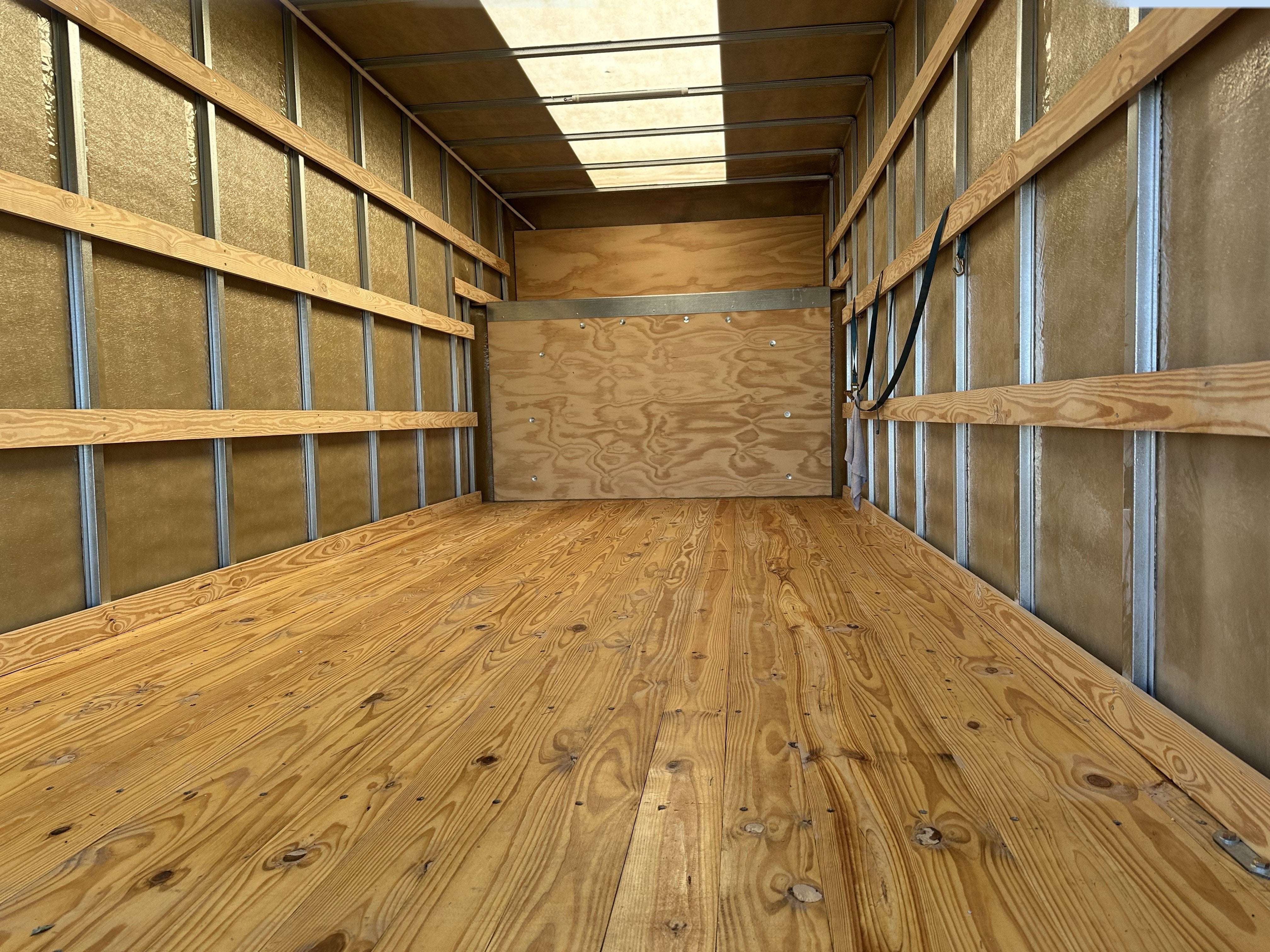 2025 Chevrolet Express Cutaway 4500 2WT