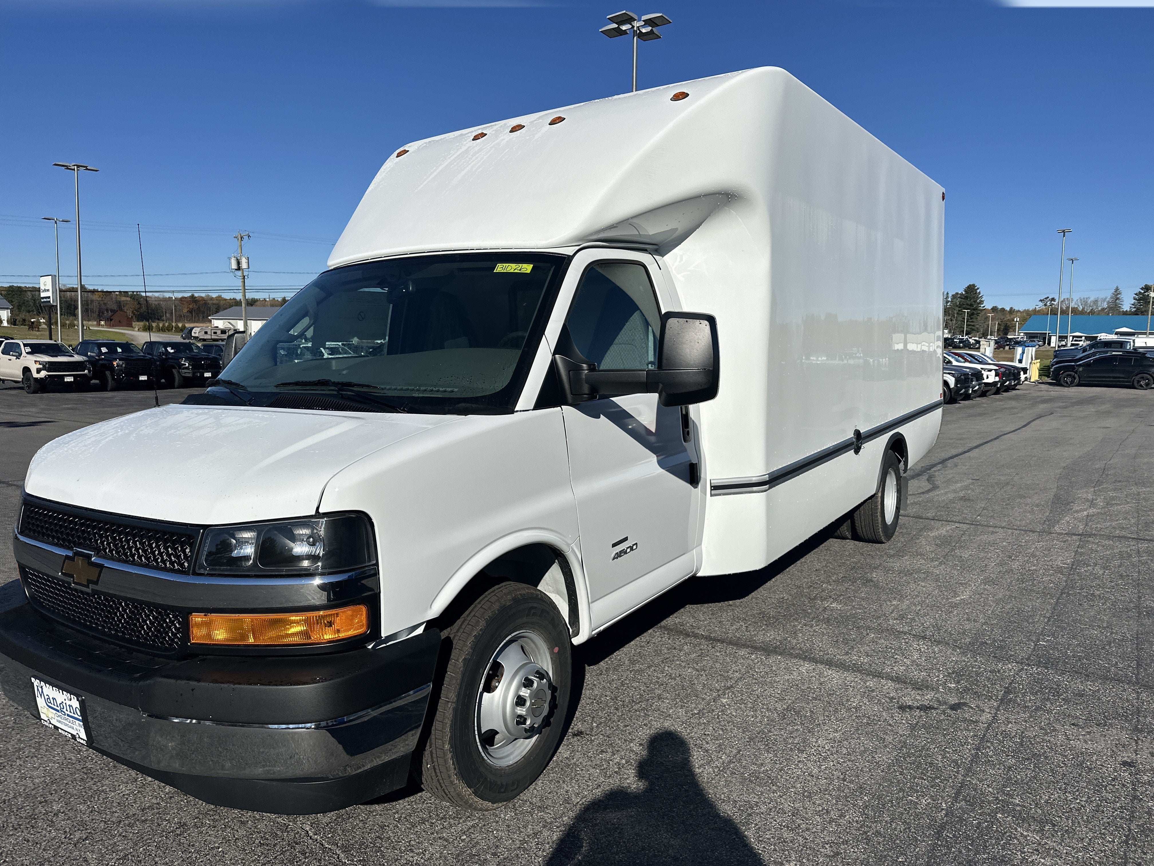 2026 Chevrolet Express Cutaway 4500 2WT
