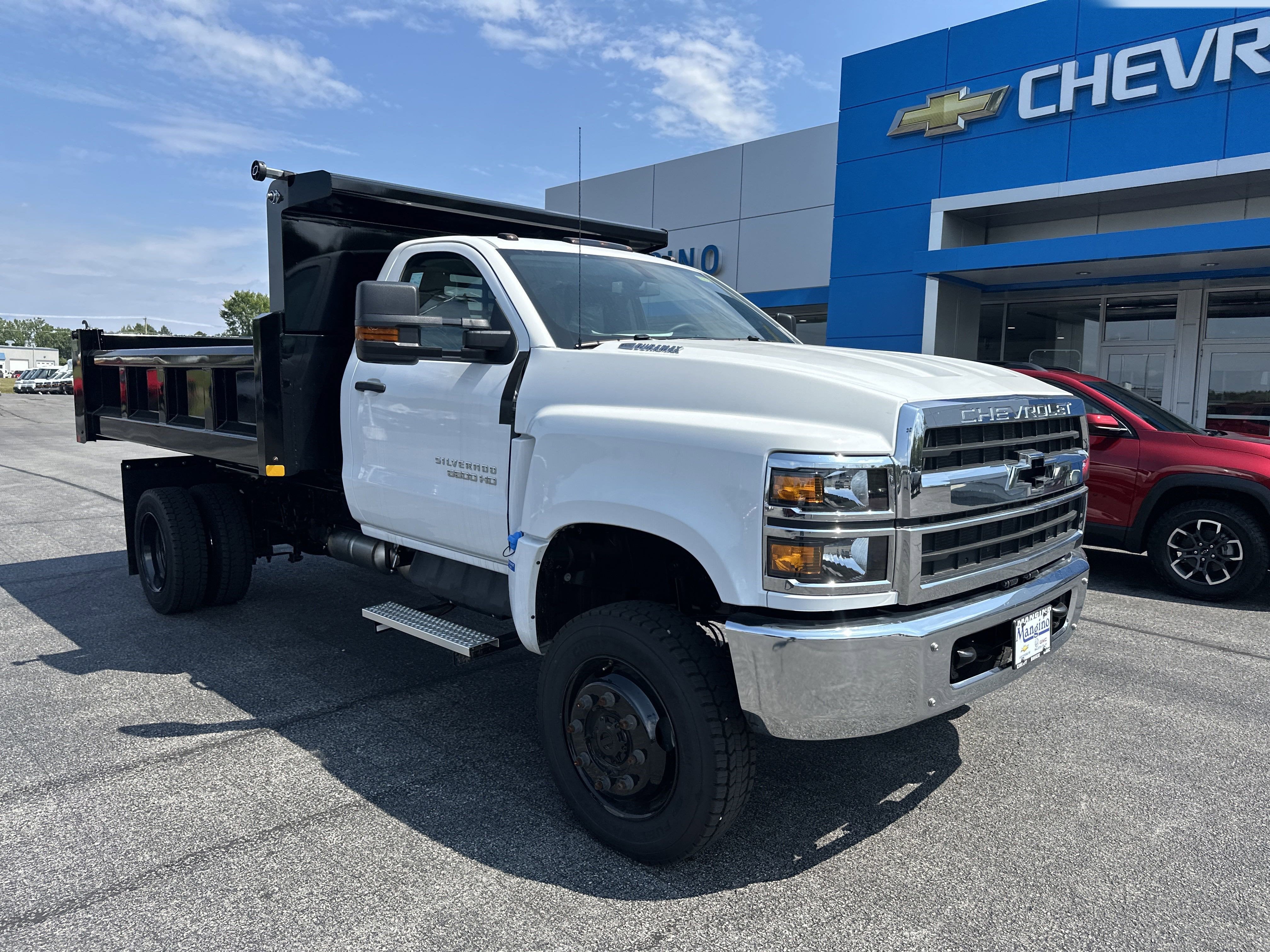 2024 Chevrolet Silverado 5500 HD Work Truck