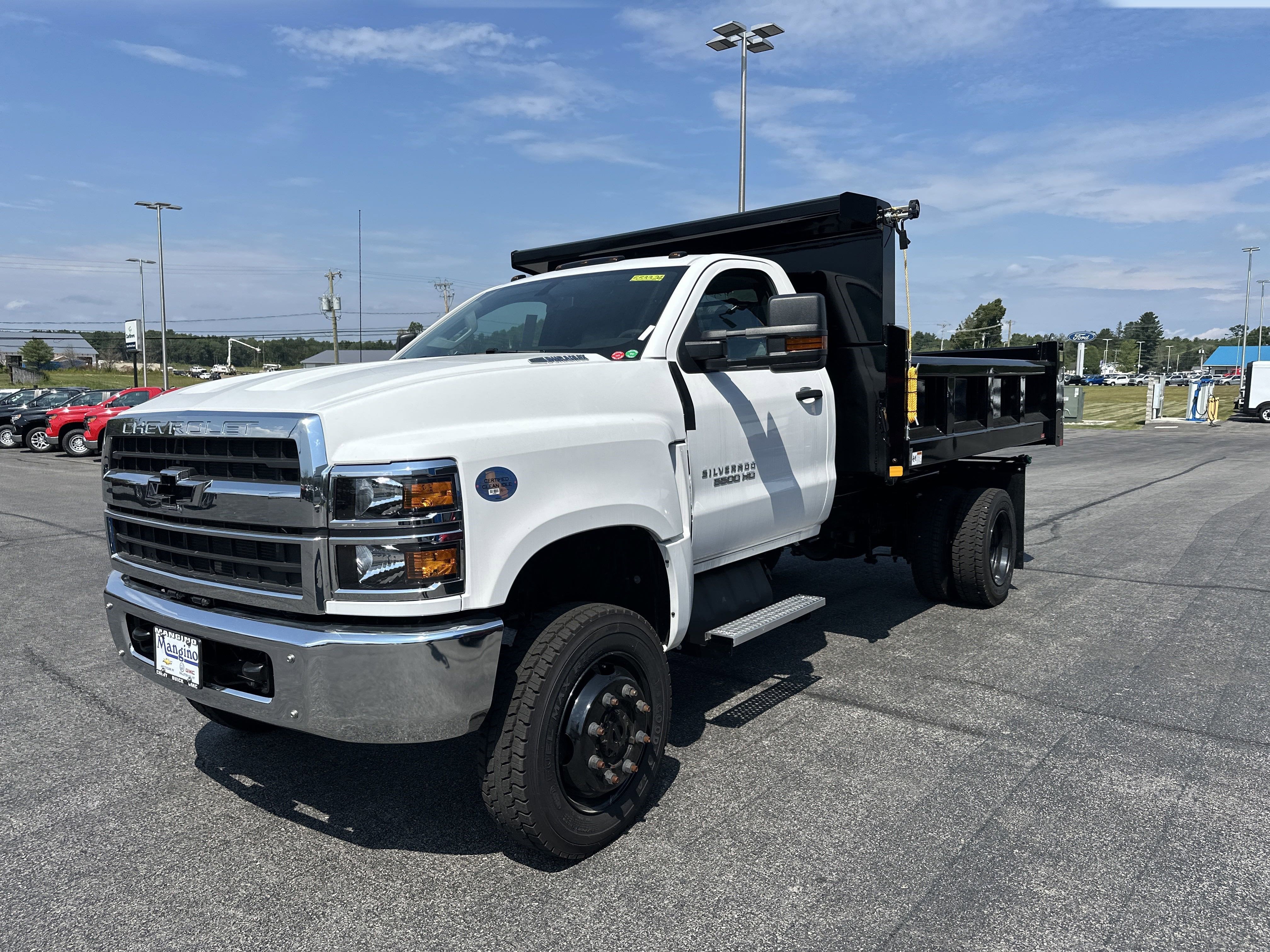 2024 Chevrolet Silverado 5500 HD Work Truck