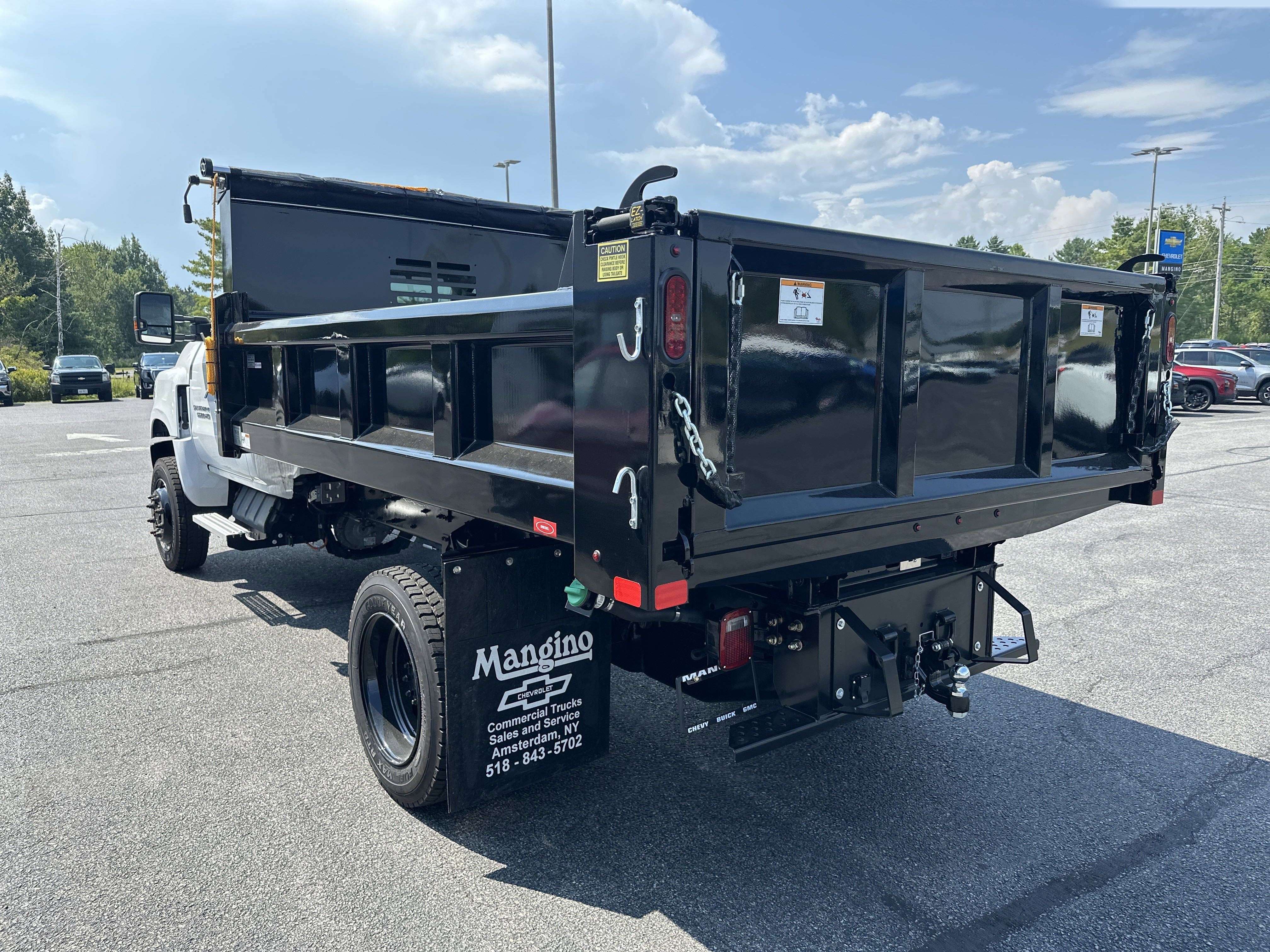 2024 Chevrolet Silverado 5500 HD Work Truck