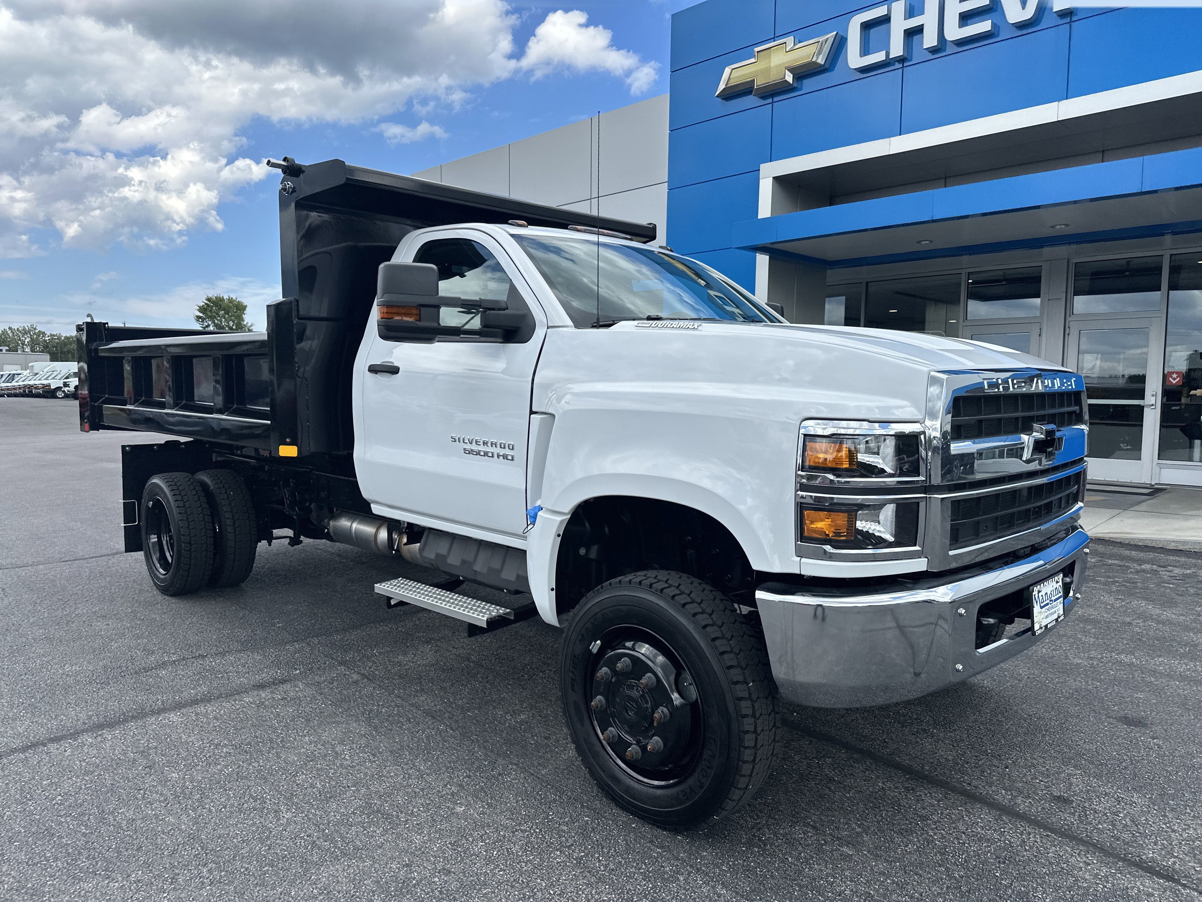 2024 Chevrolet Silverado 5500 HD Work Truck
