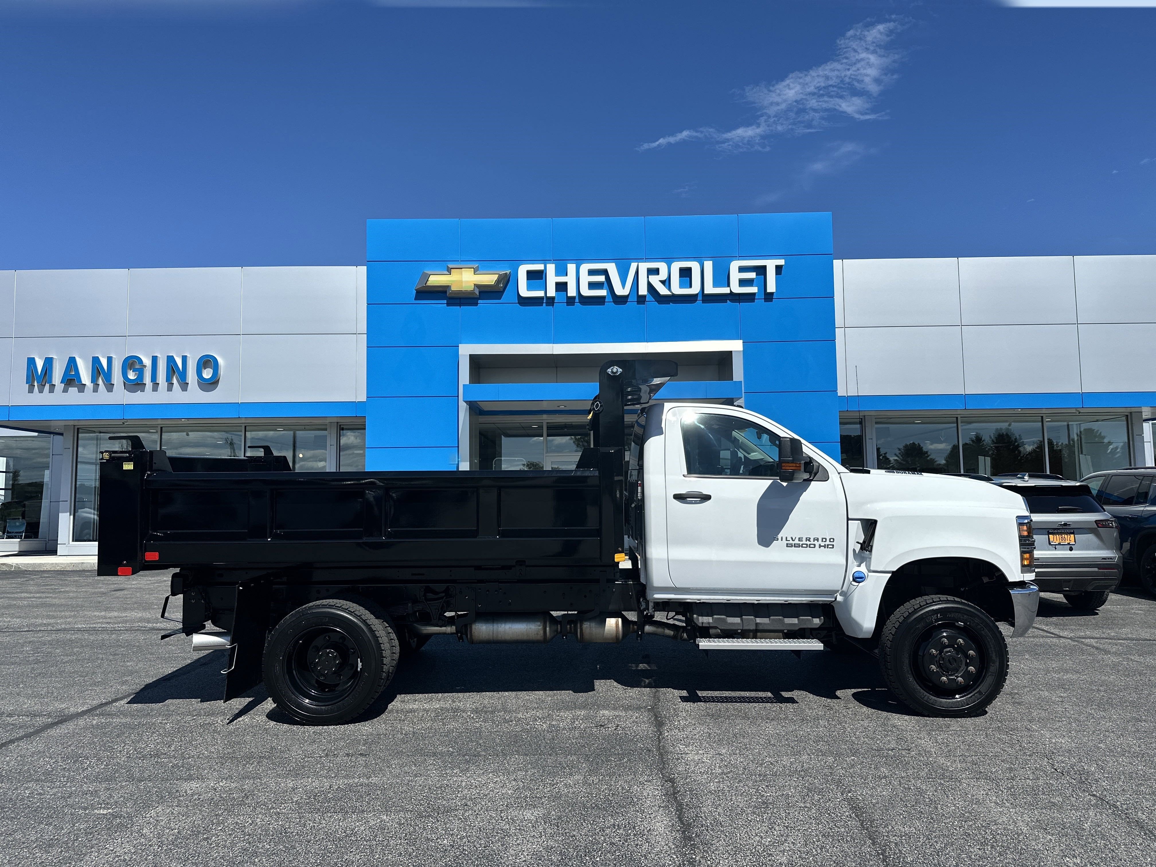 2024 Chevrolet Silverado 5500 HD Work Truck