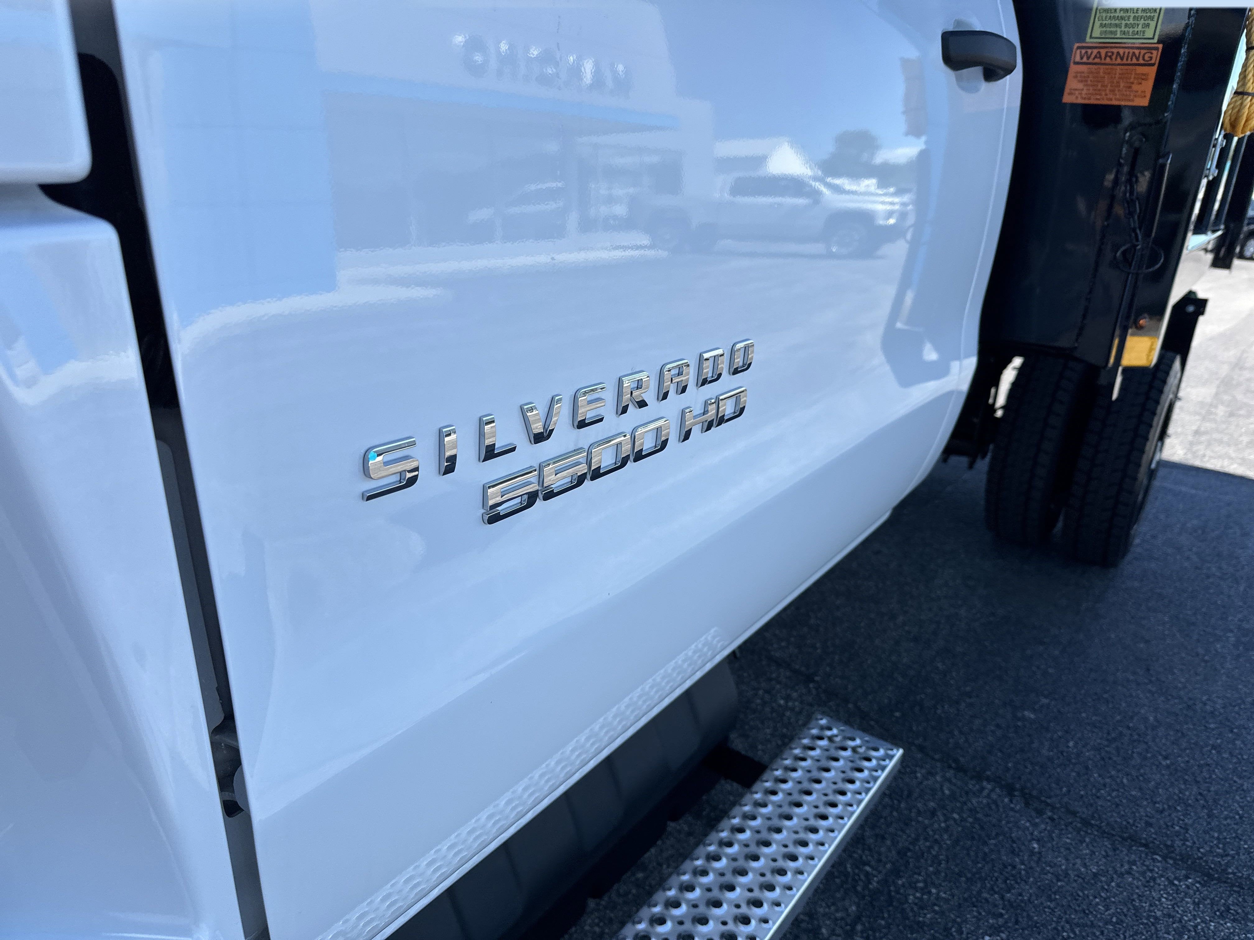 2024 Chevrolet Silverado 5500 HD Work Truck