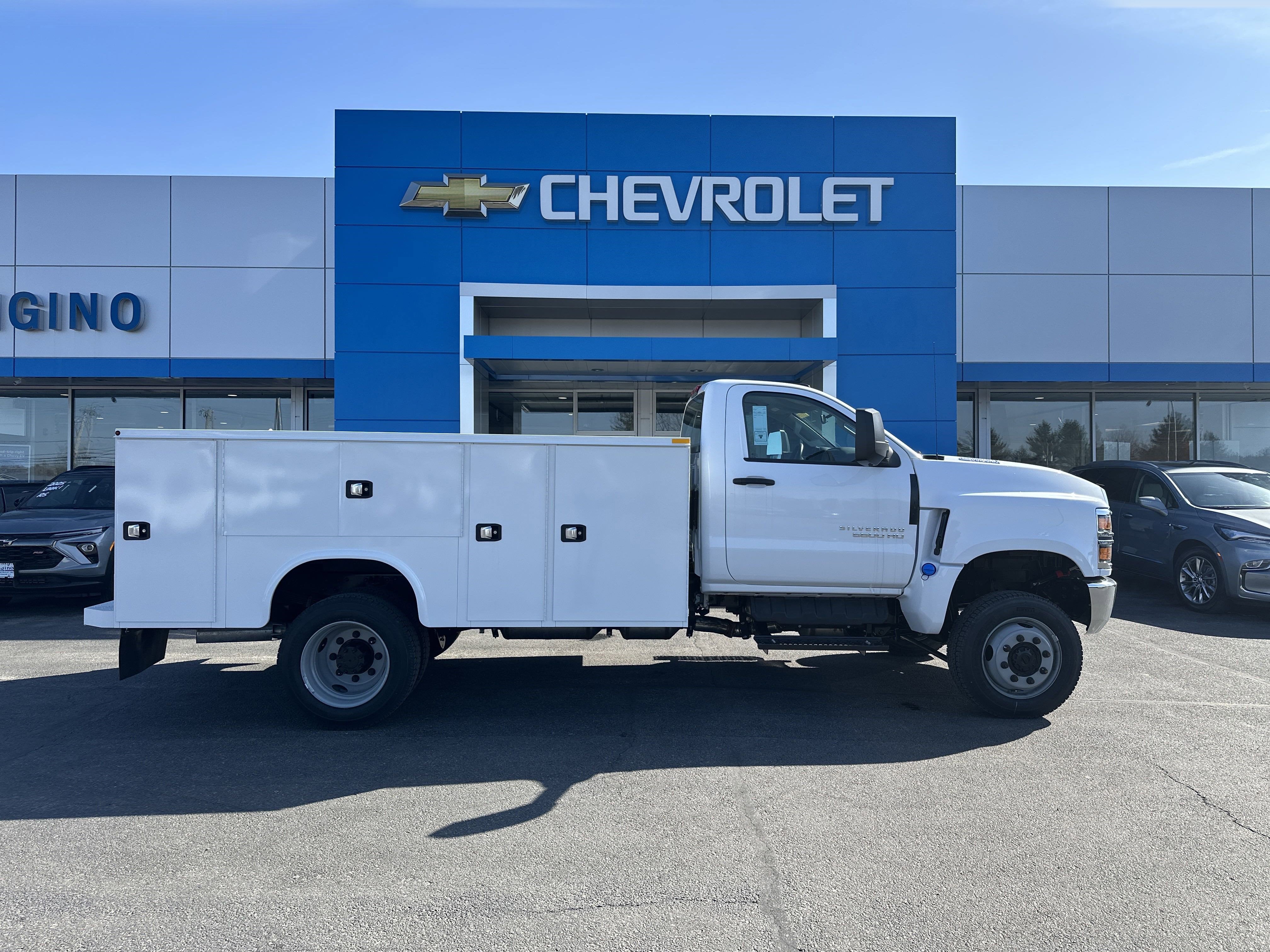 2024 Chevrolet Silverado 6500 HD Work Truck