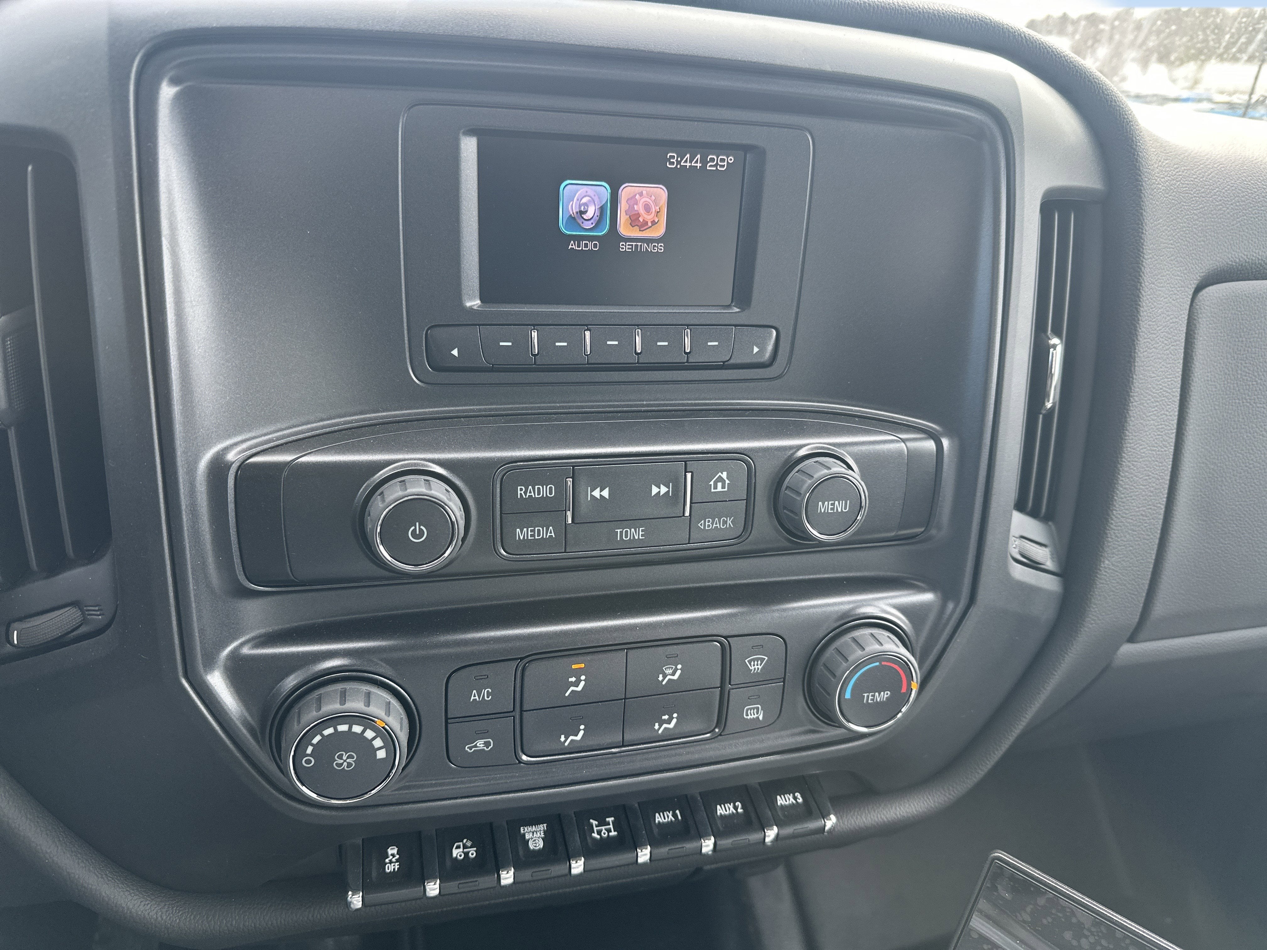 2025 Chevrolet Silverado 6500 HD Work Truck