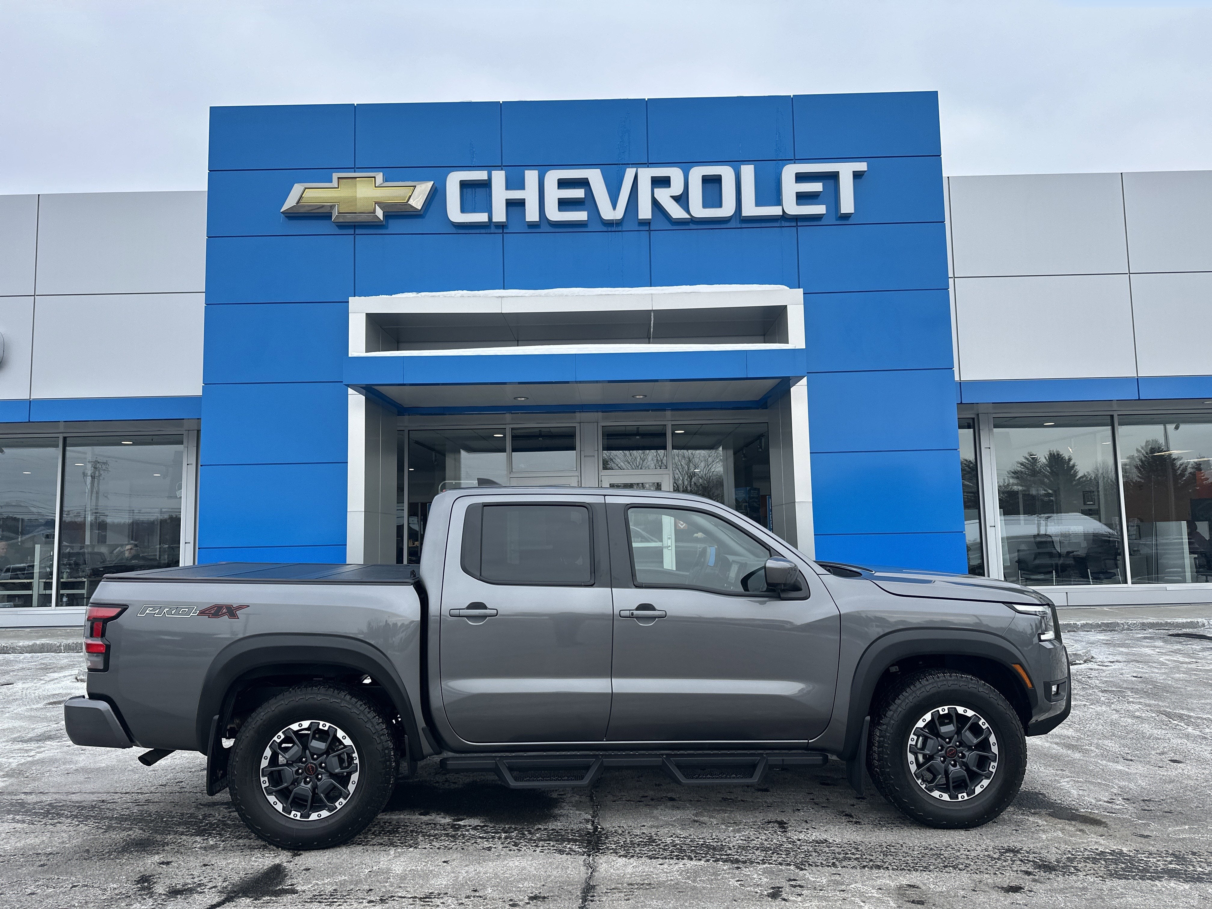 2025 Nissan Frontier Crew Cab PRO-4X 4x4