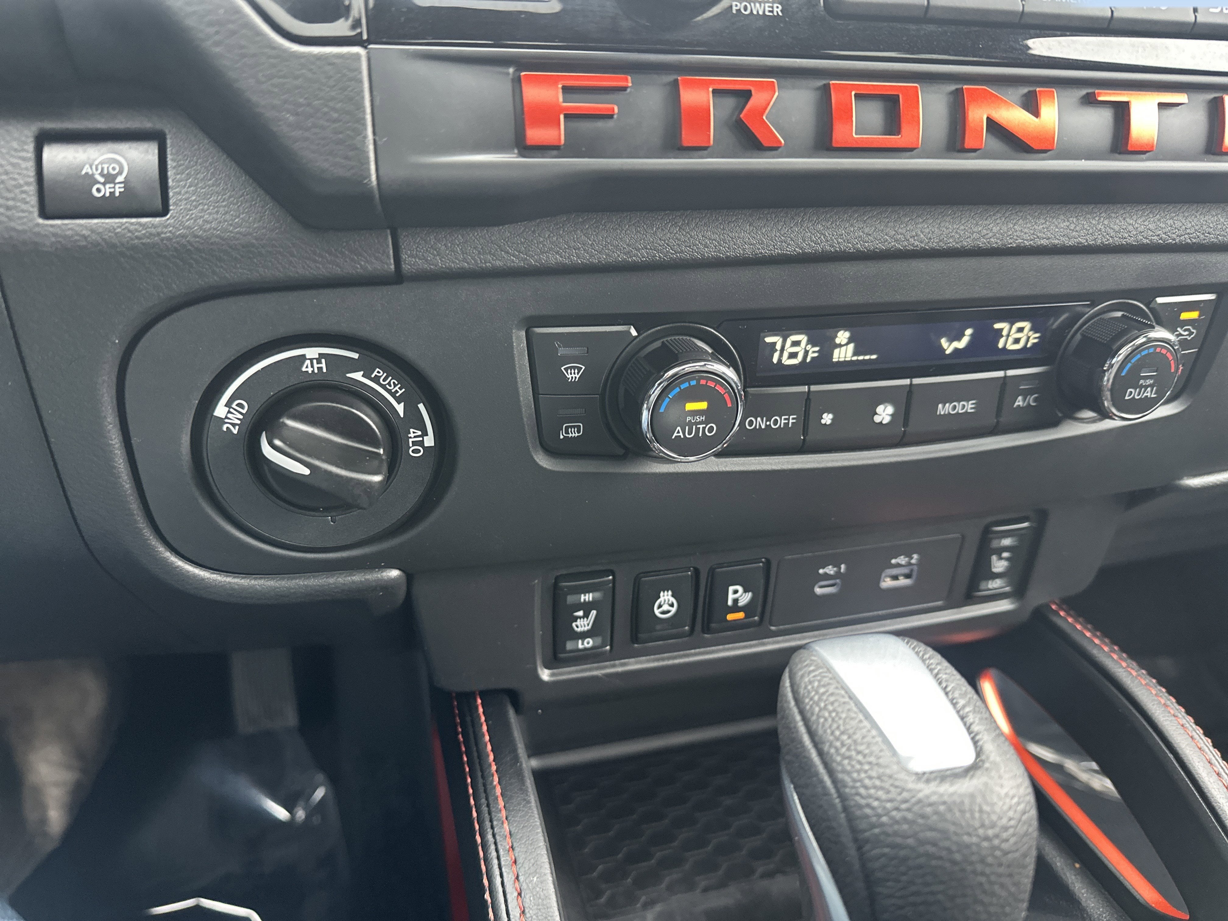 2025 Nissan Frontier Crew Cab PRO-4X 4x4