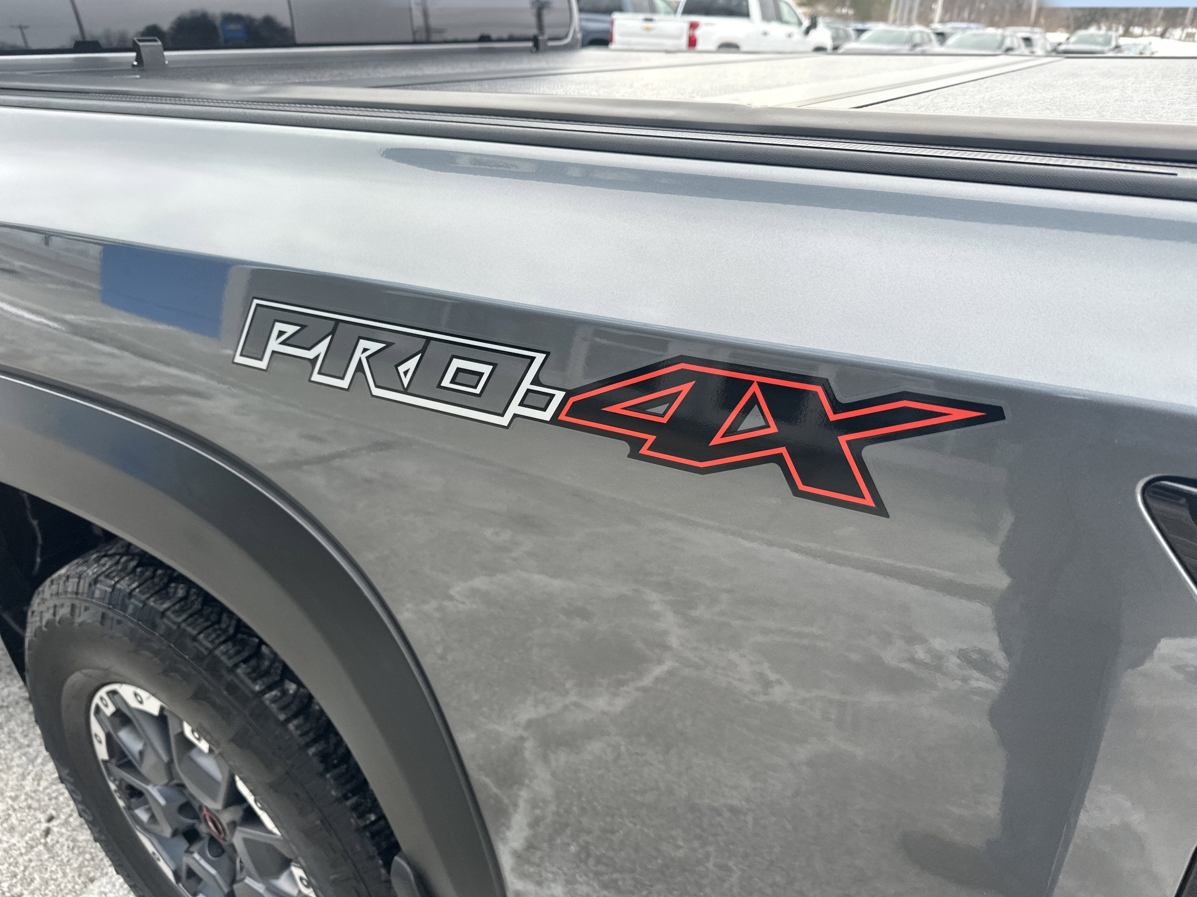 2025 Nissan Frontier Crew Cab PRO-4X 4x4