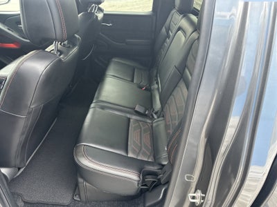 2025 Nissan Frontier Crew Cab PRO-4X 4x4