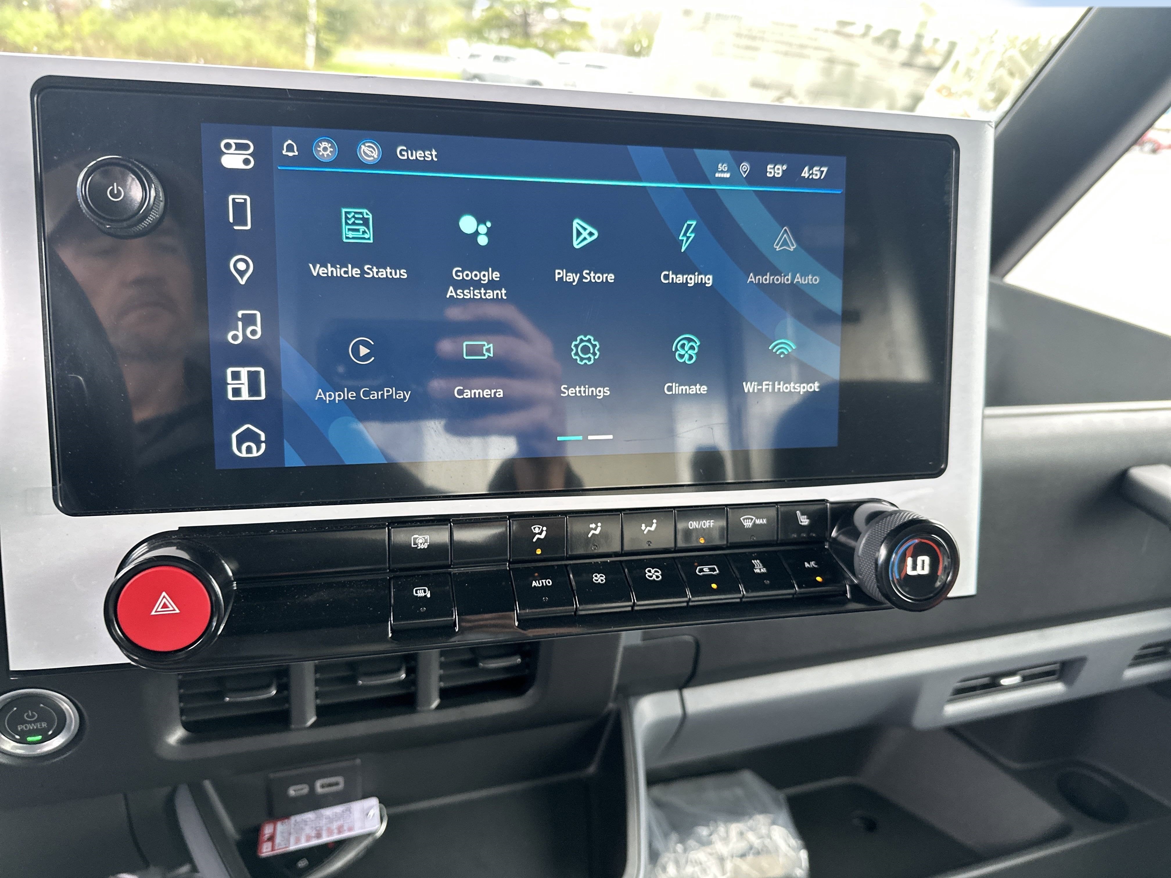 2025 Chevrolet BrightDrop 400 FWD 400