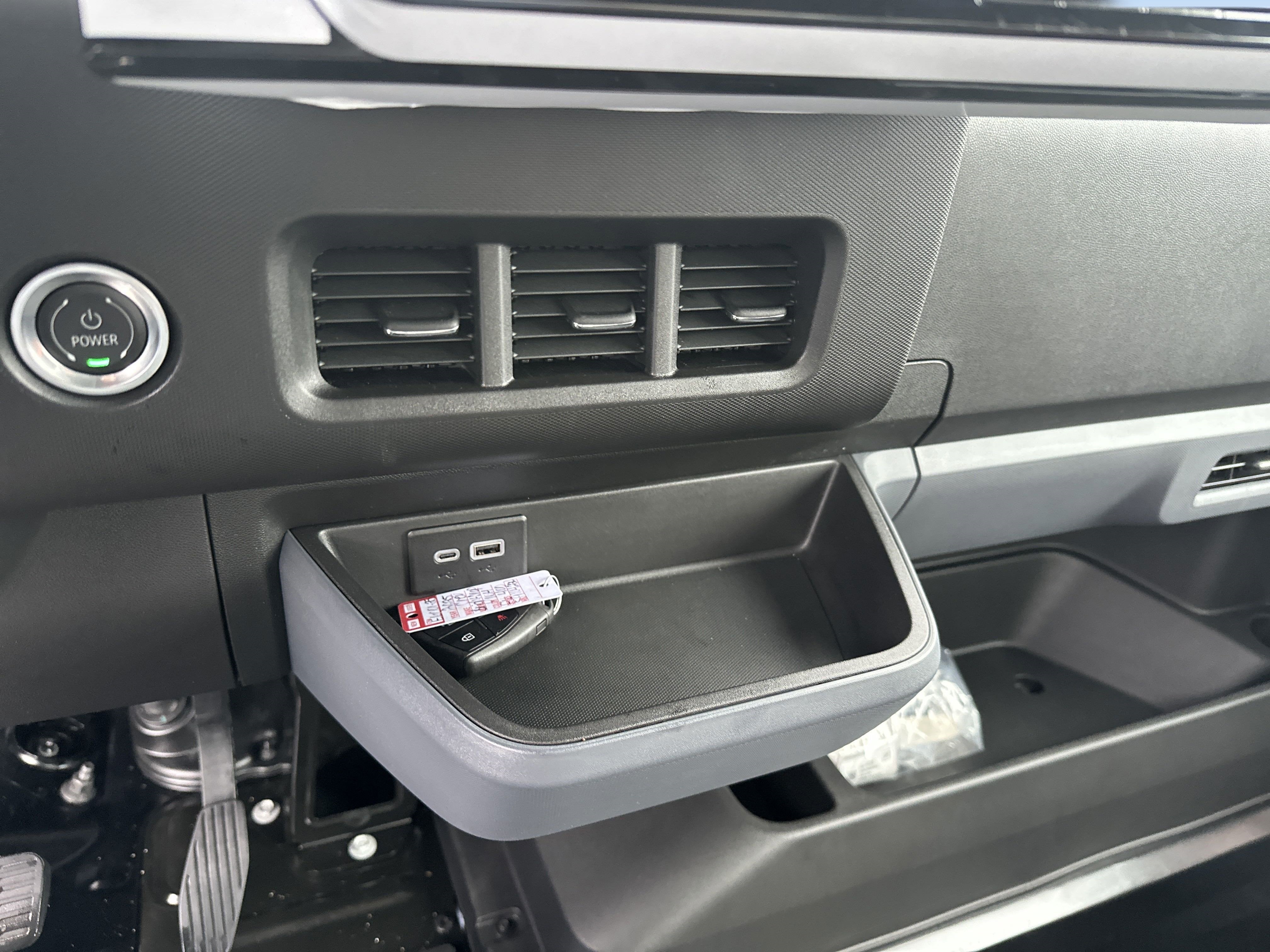 2025 Chevrolet BrightDrop 400 FWD 400