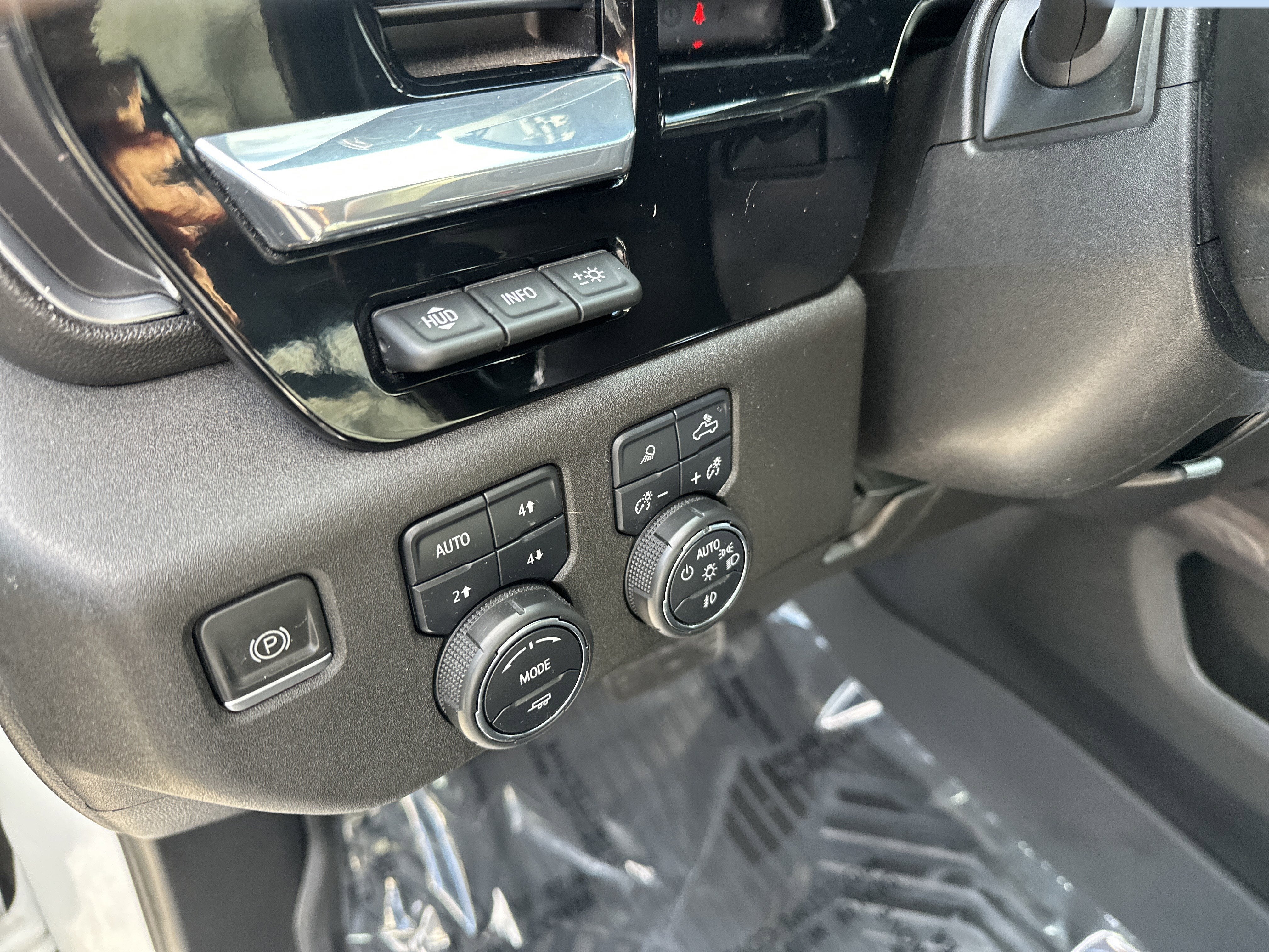 2024 Chevrolet Silverado 3500 HD LTZ