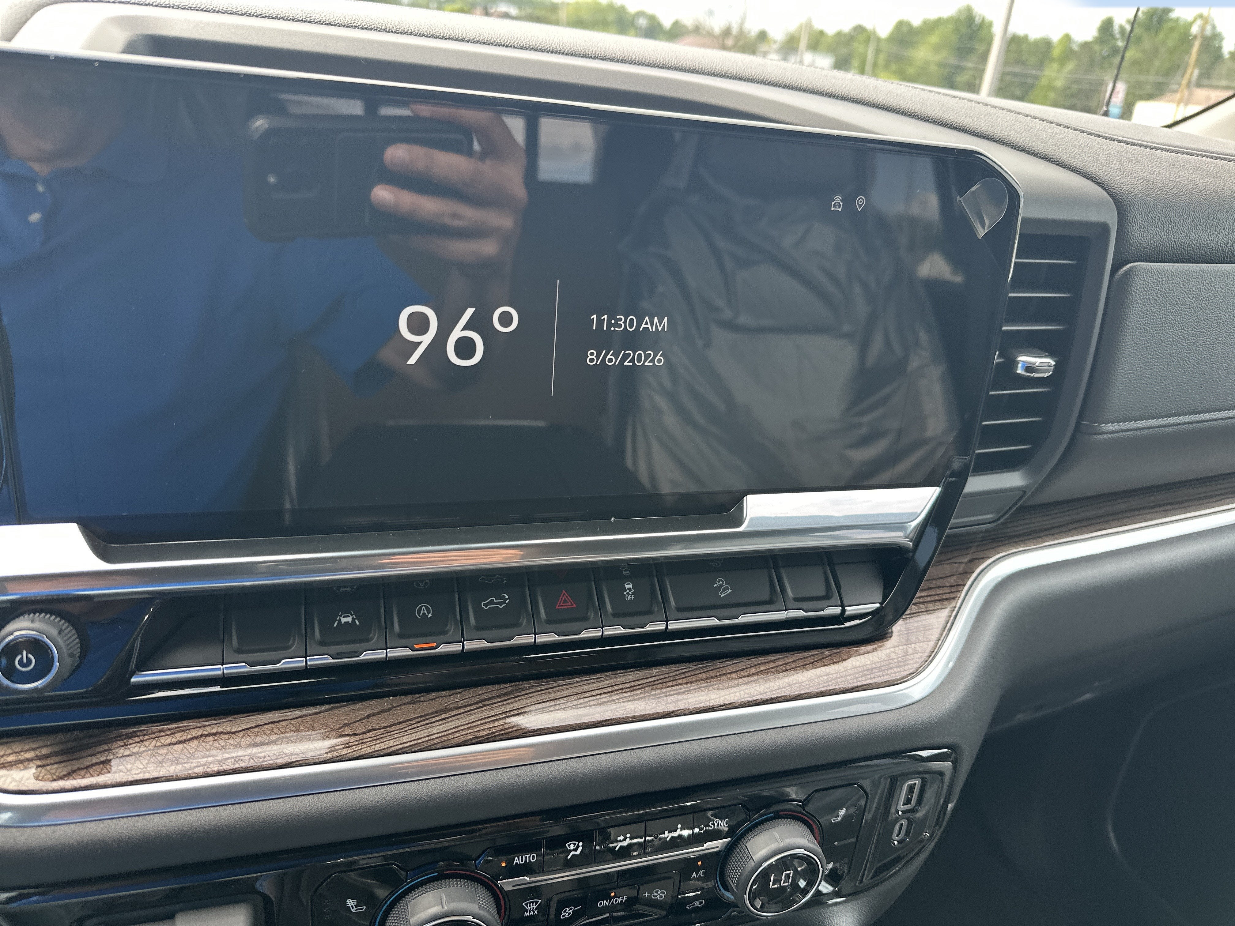 2026 Chevrolet Silverado 1500 LT - Photo 15
