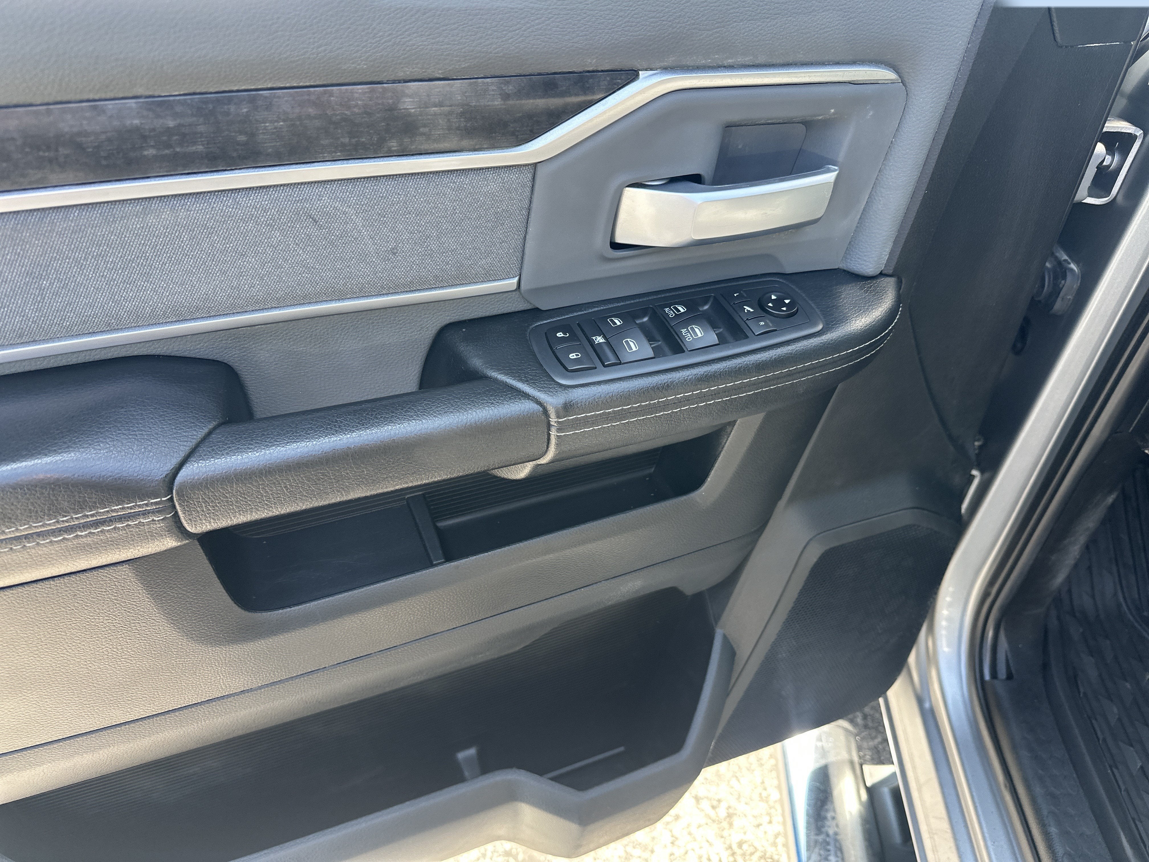 2019 RAM 2500 Big Horn Crew Cab 4x4 6'4" Box