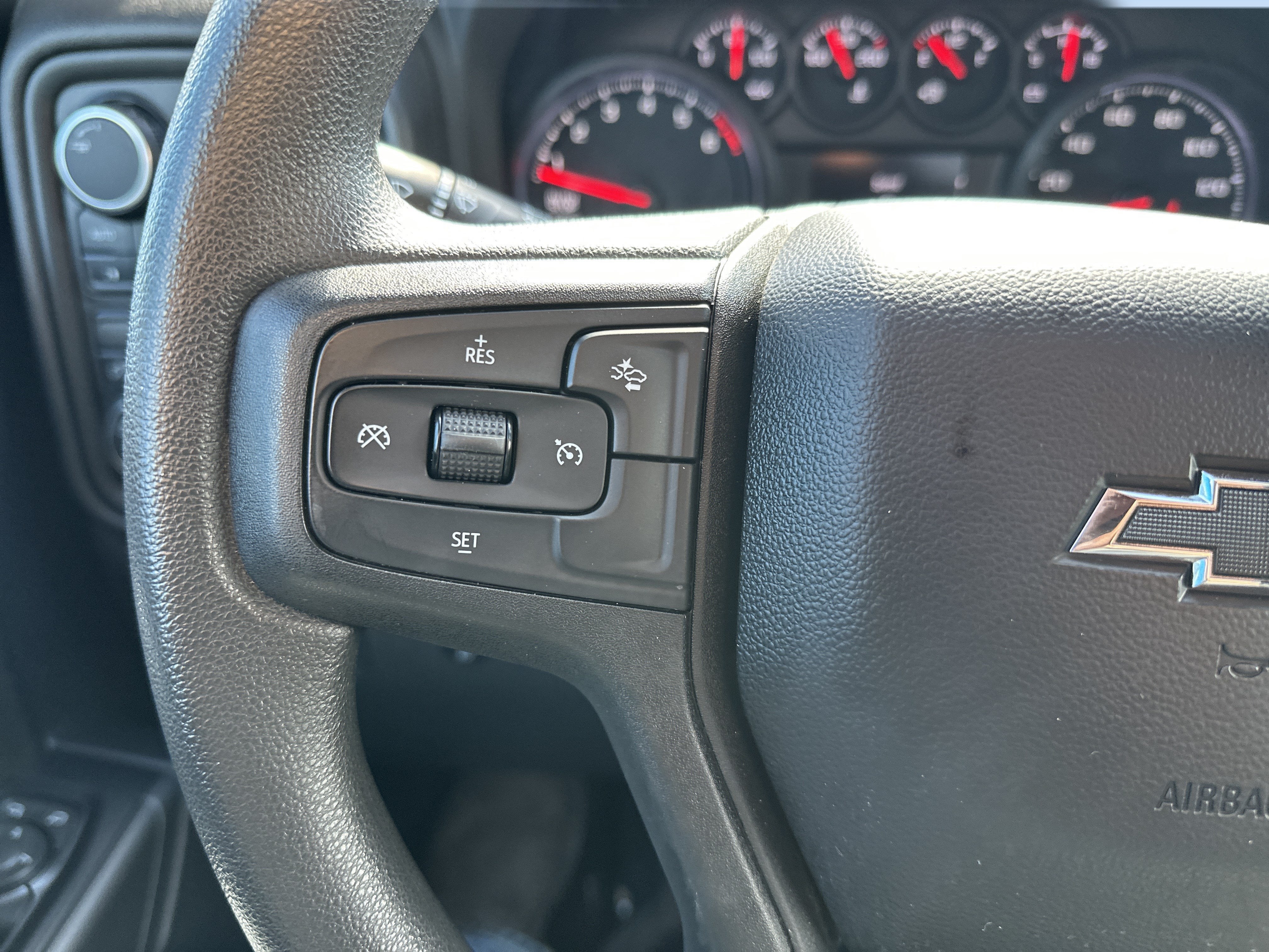 2022 Chevrolet Silverado 1500 Custom Trail Boss