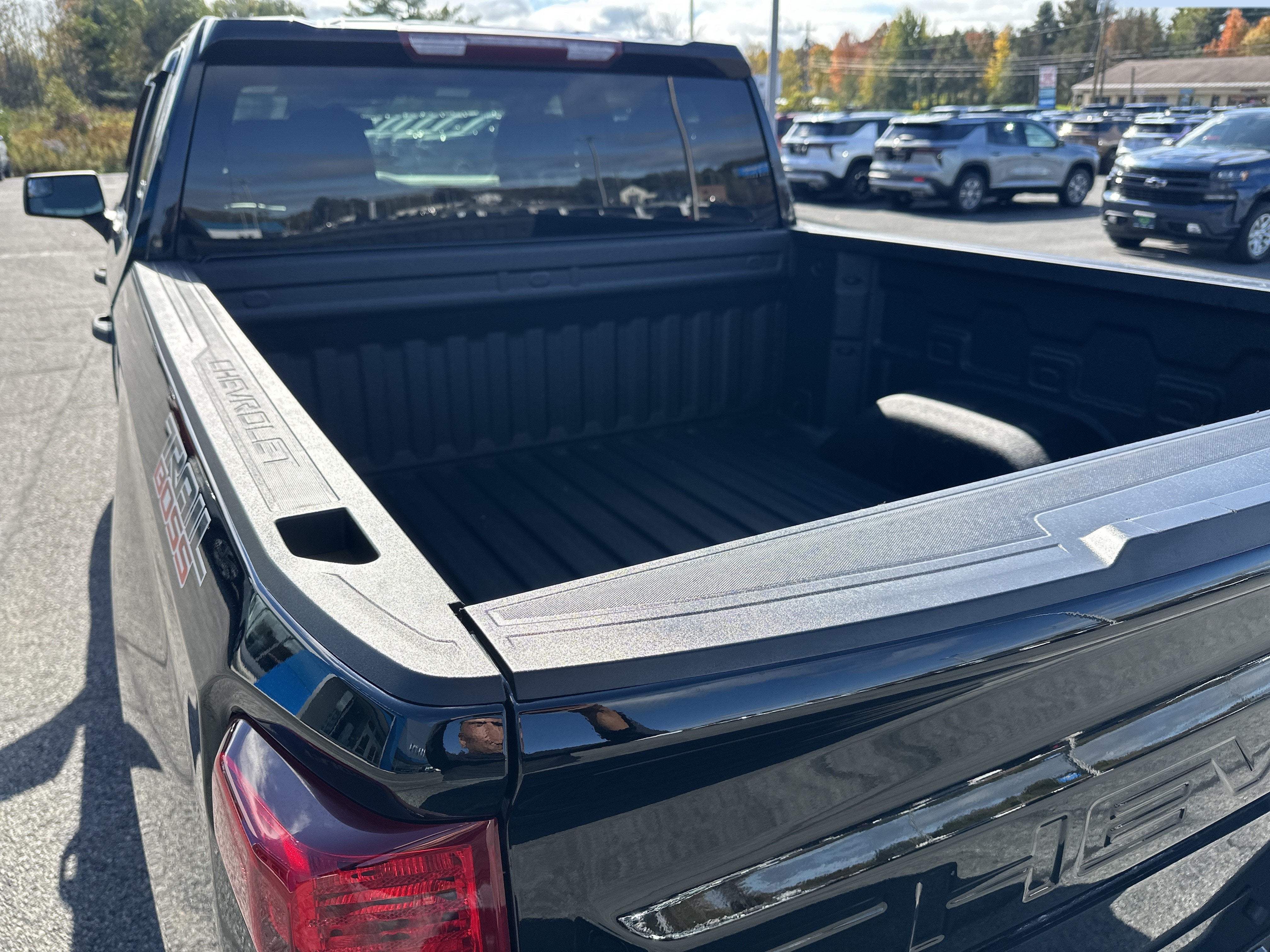 2022 Chevrolet Silverado 1500 Custom Trail Boss