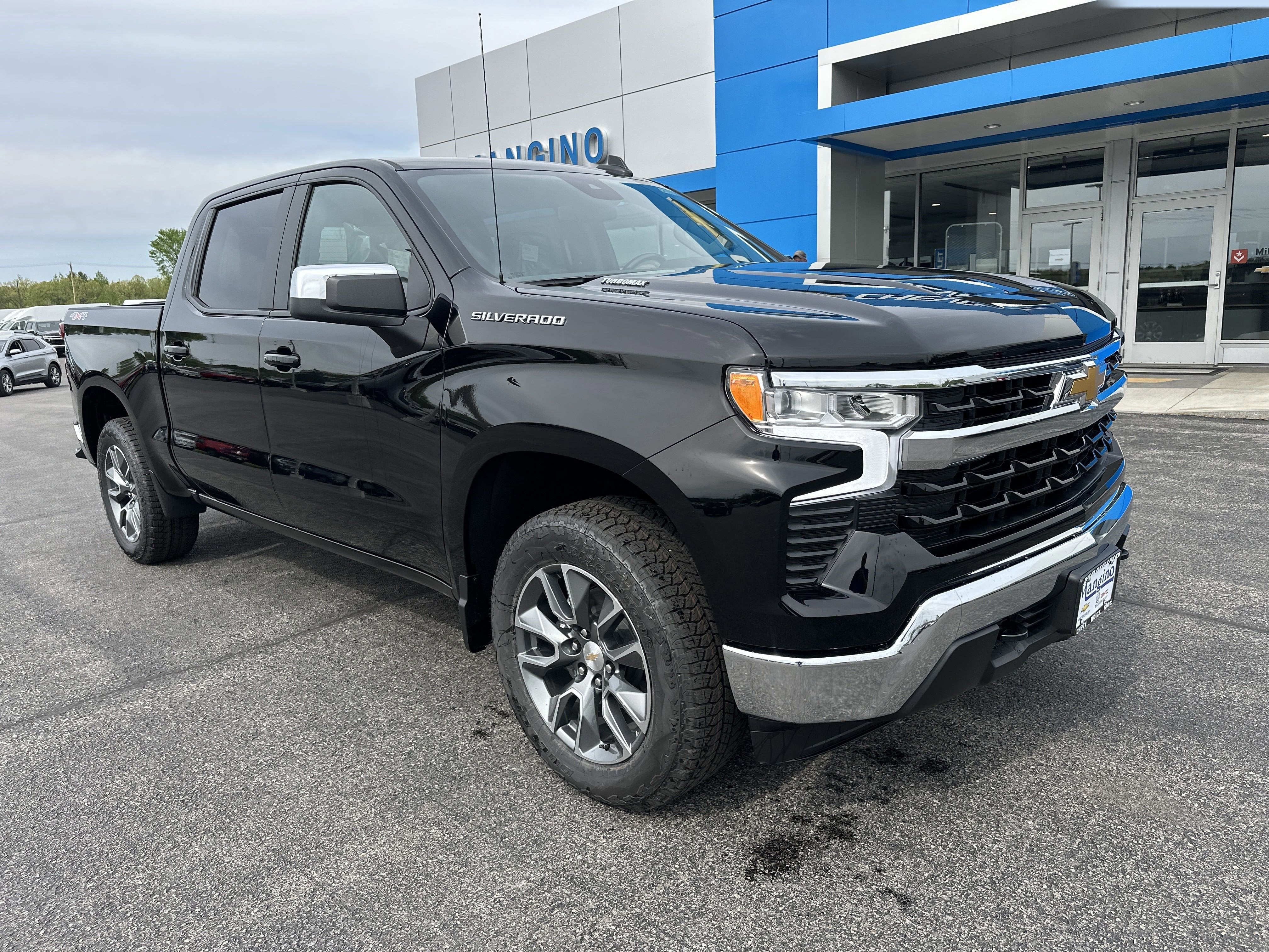 2025 Chevrolet Silverado 1500 LT (2FL)