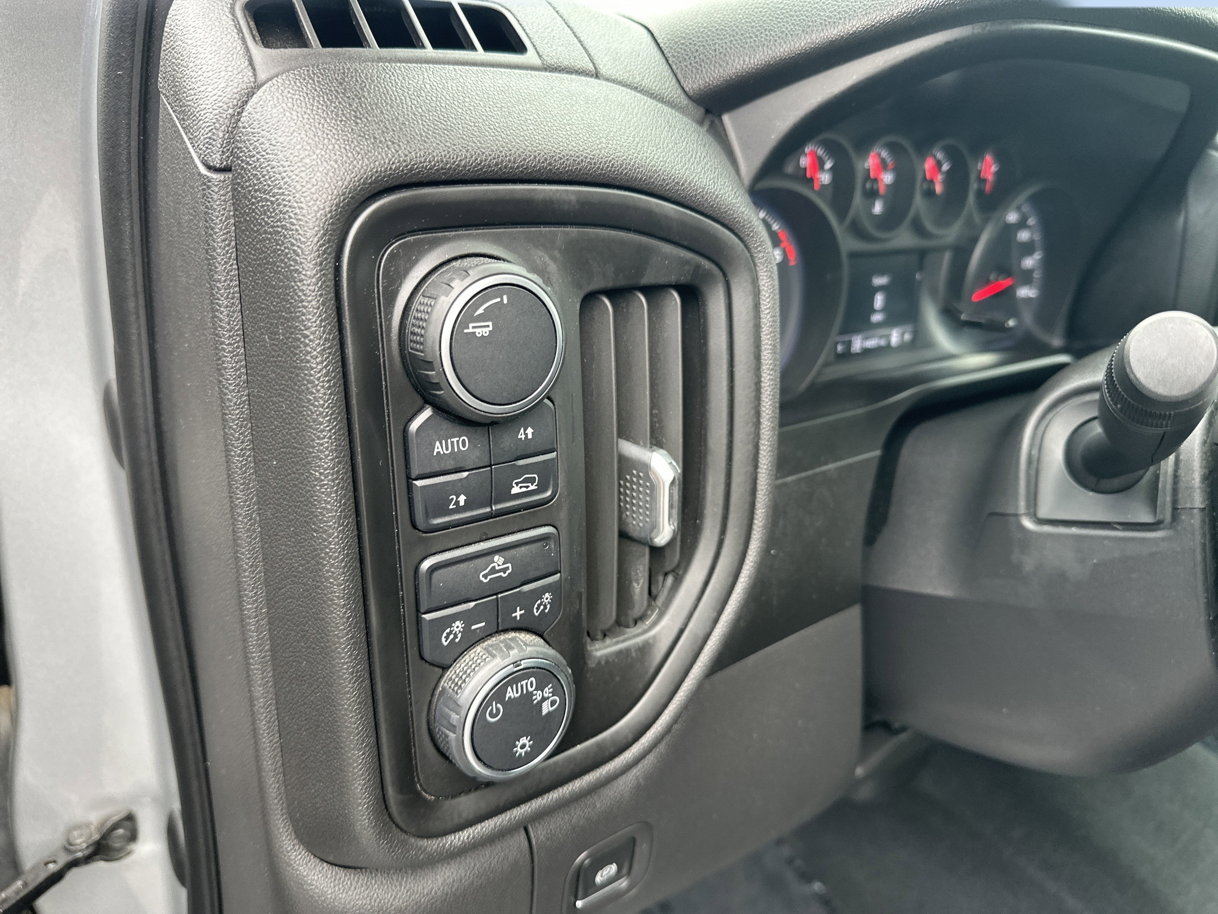2019 Chevrolet Silverado 1500 Custom