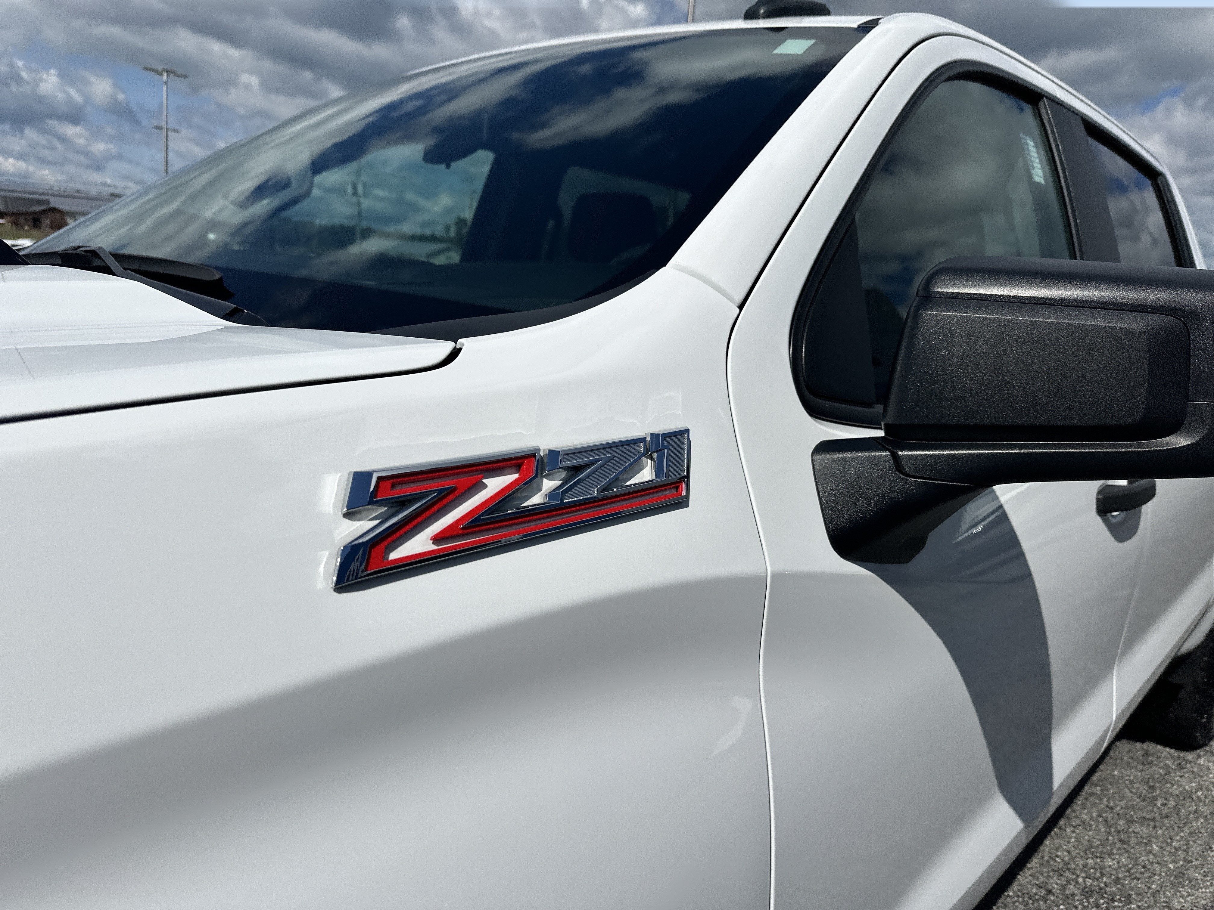 2024 Chevrolet Silverado 1500 Custom Trail Boss