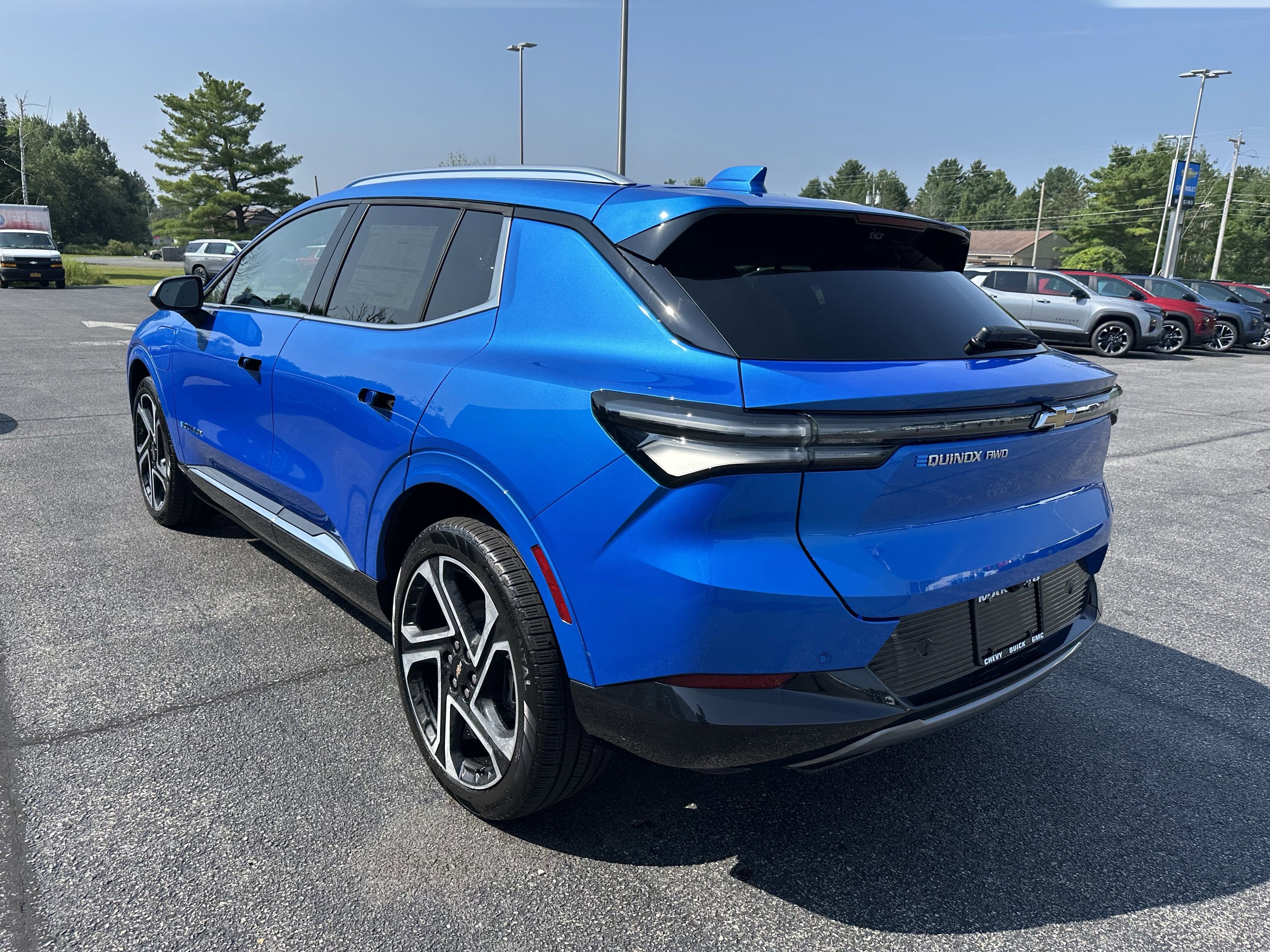 2025 Chevrolet Equinox EV LT