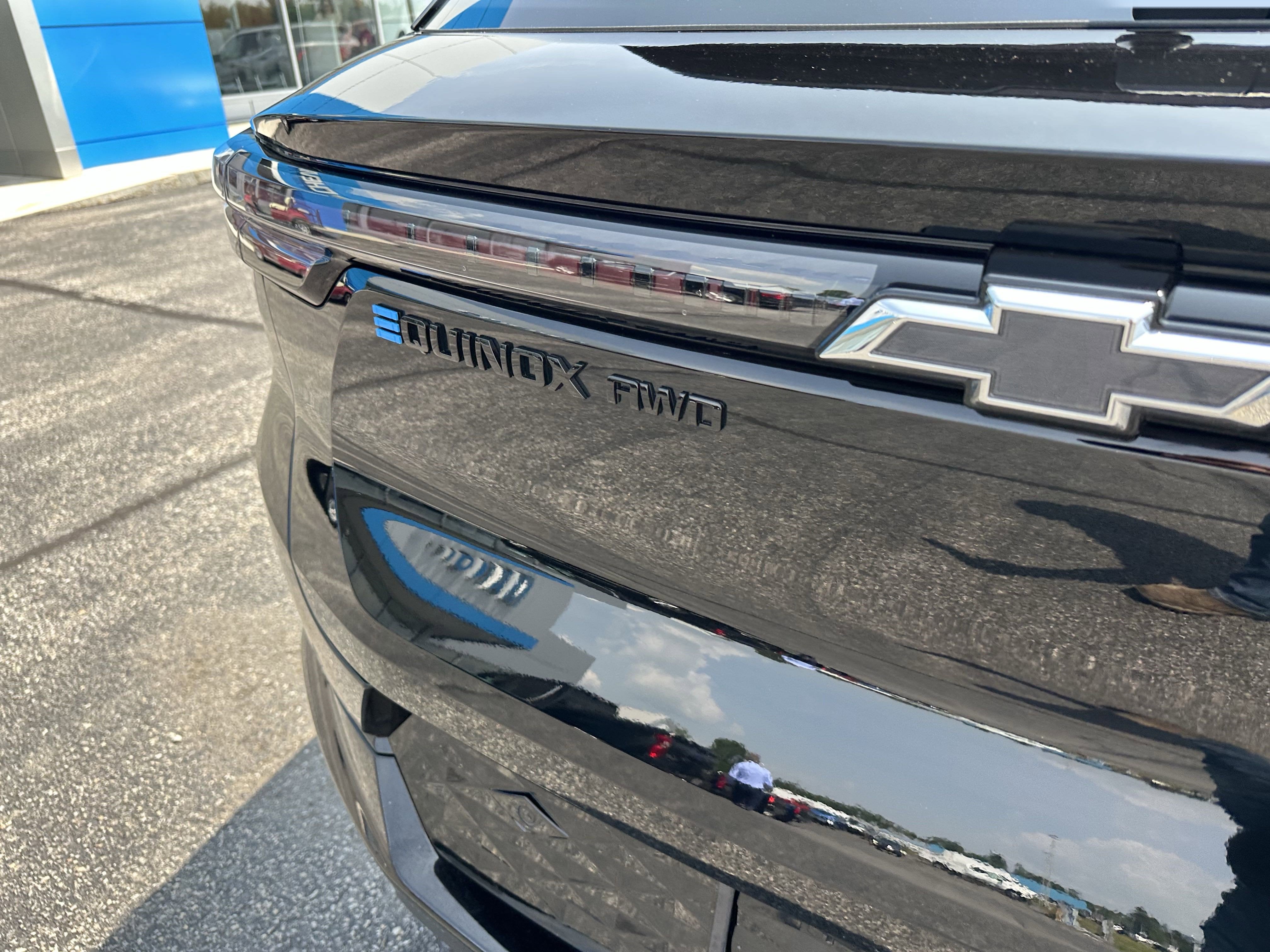 2025 Chevrolet Equinox EV RS