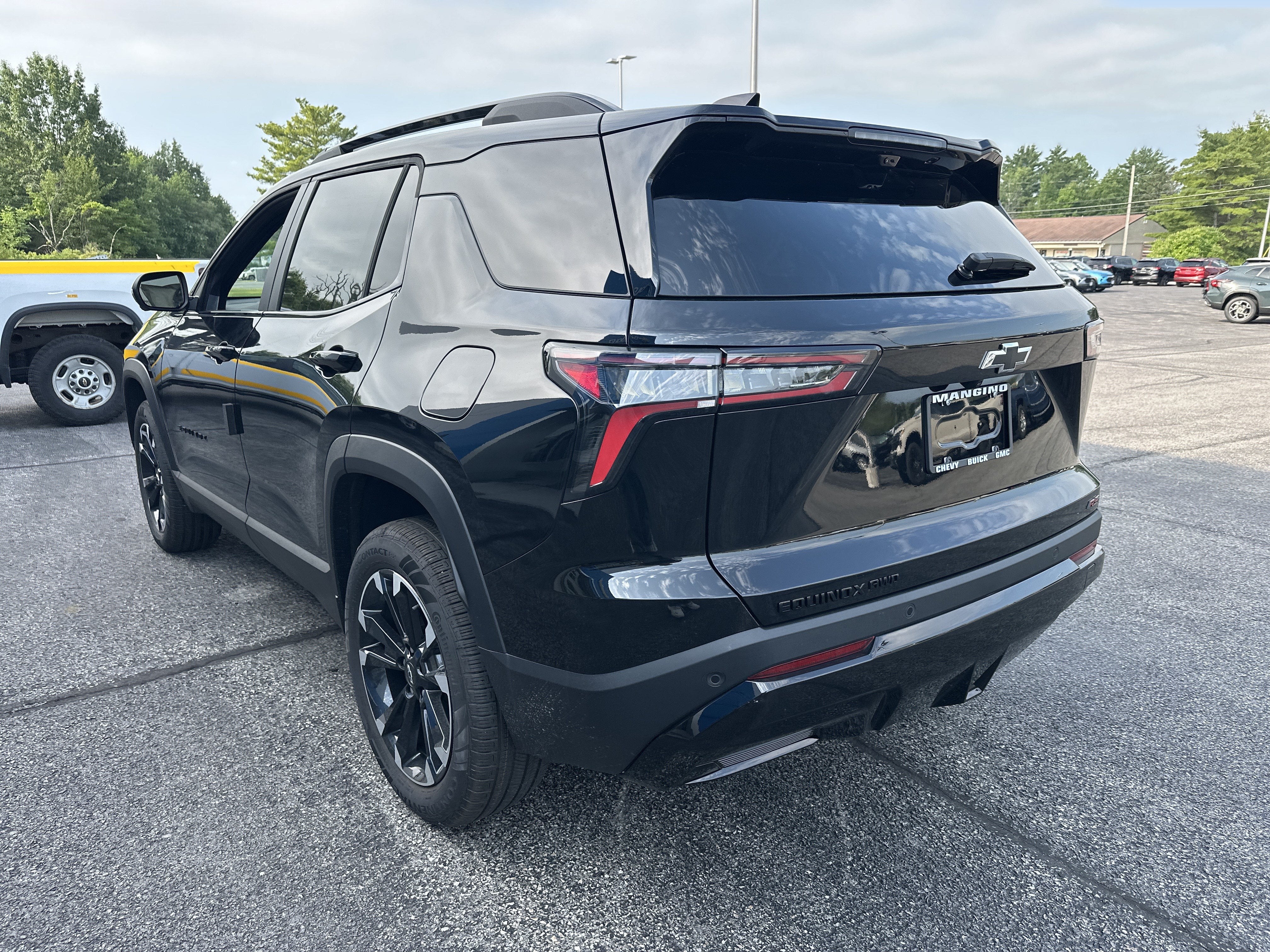 2027 Chevrolet Equinox AWD RS