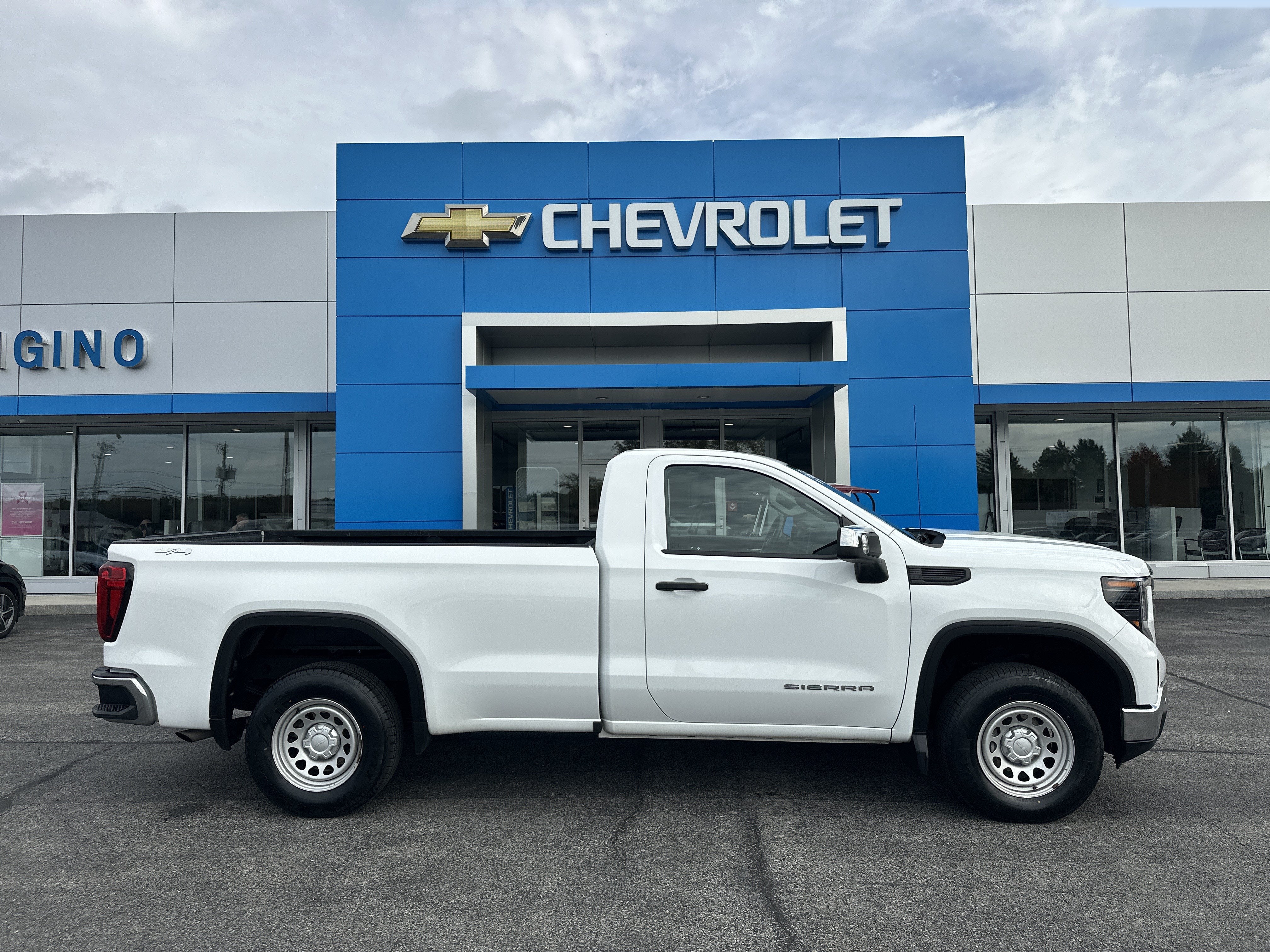 2024 GMC Sierra 1500 Pro