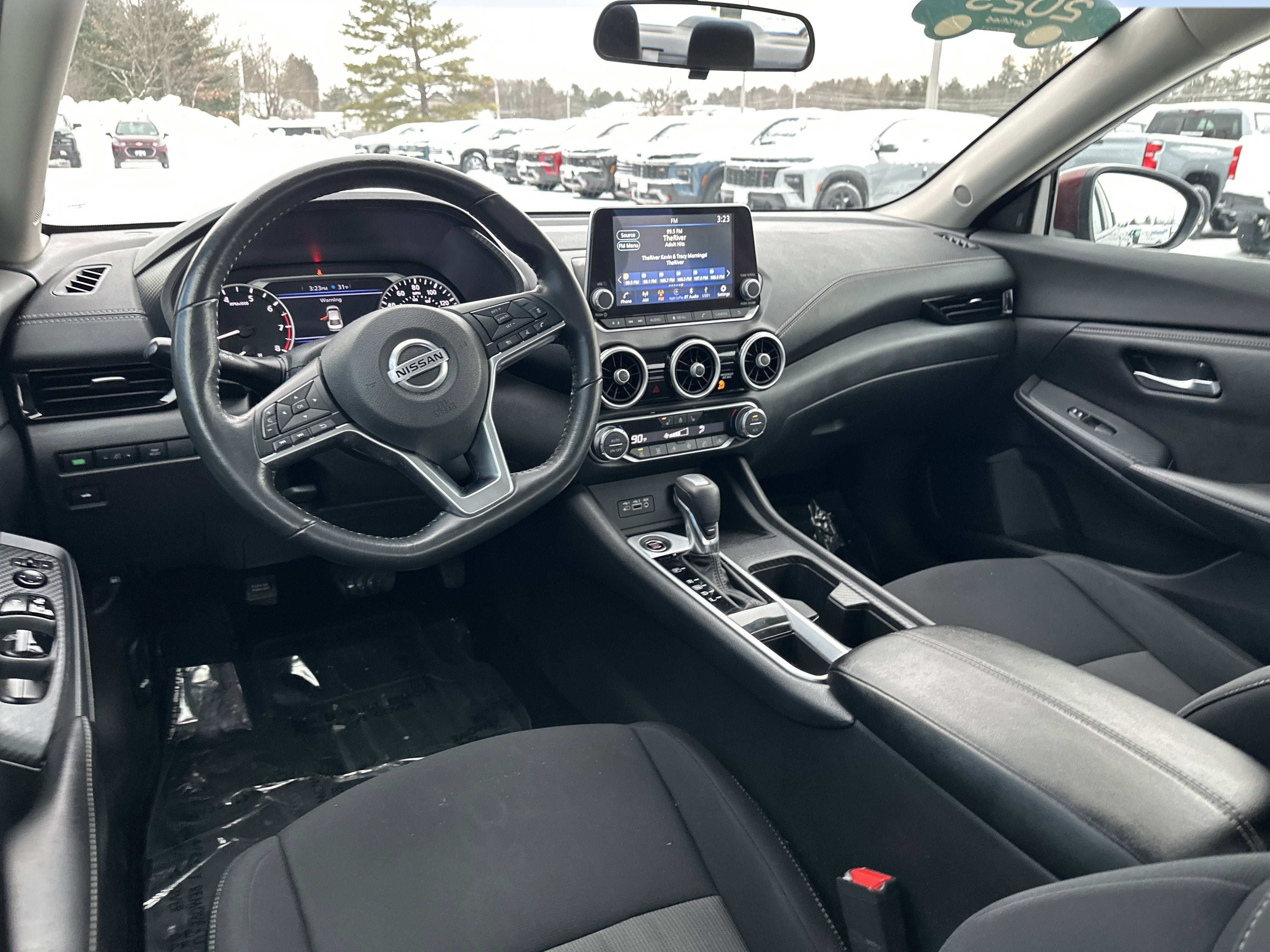 2023 Nissan Sentra SV Xtronic CVT