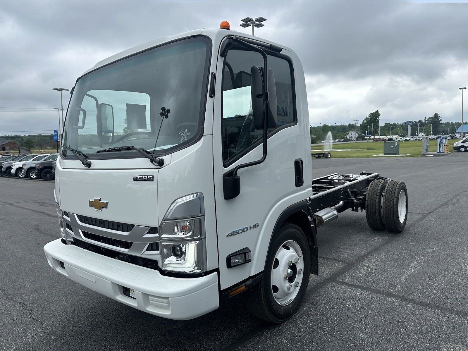 2025 Chevrolet Low Cab Forward 4500 NA