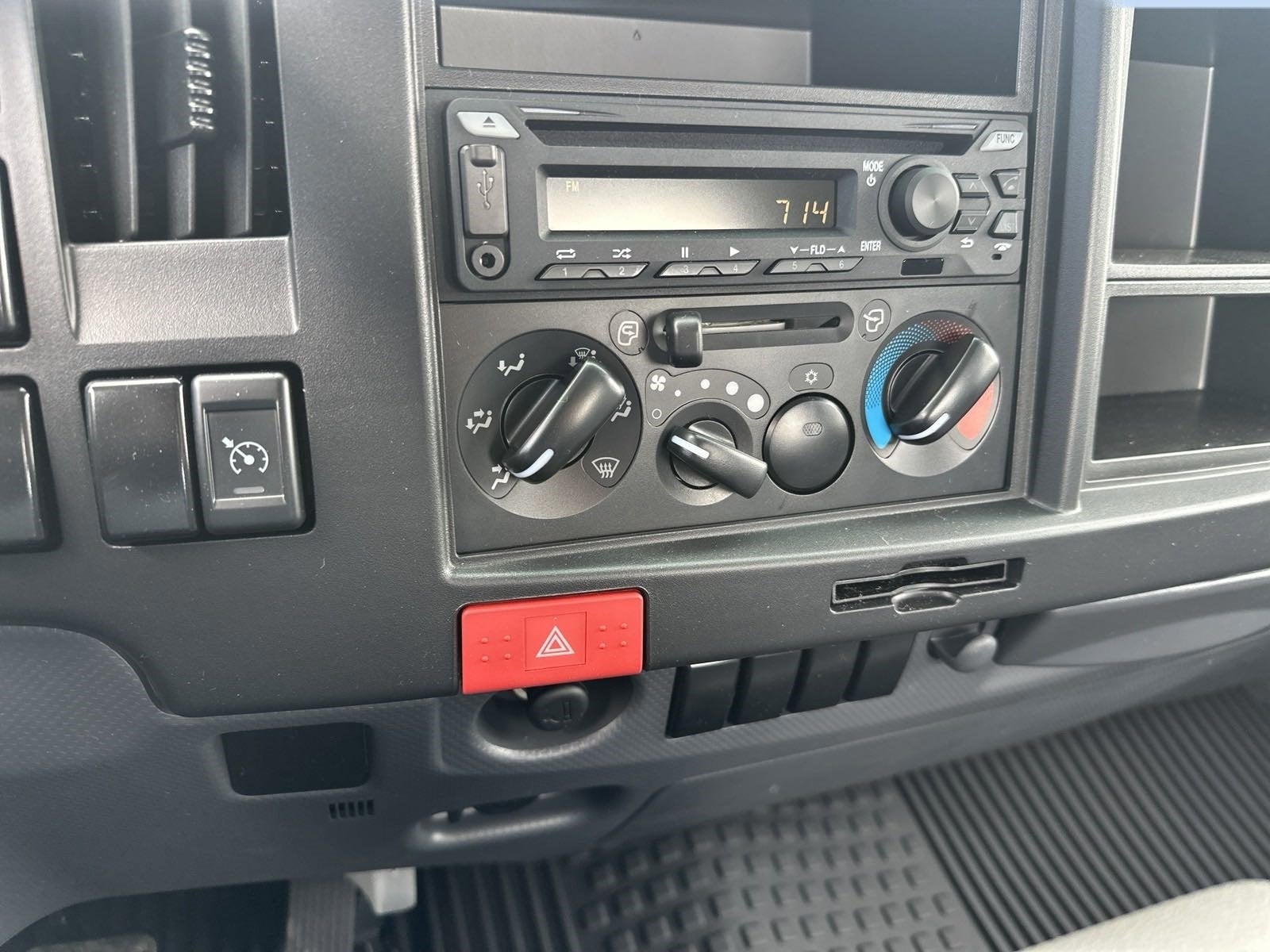 2025 Chevrolet Low Cab Forward 5500 HG NA